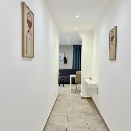 Studio Climatise #3 A 10 Min Des Plages Apartment *
